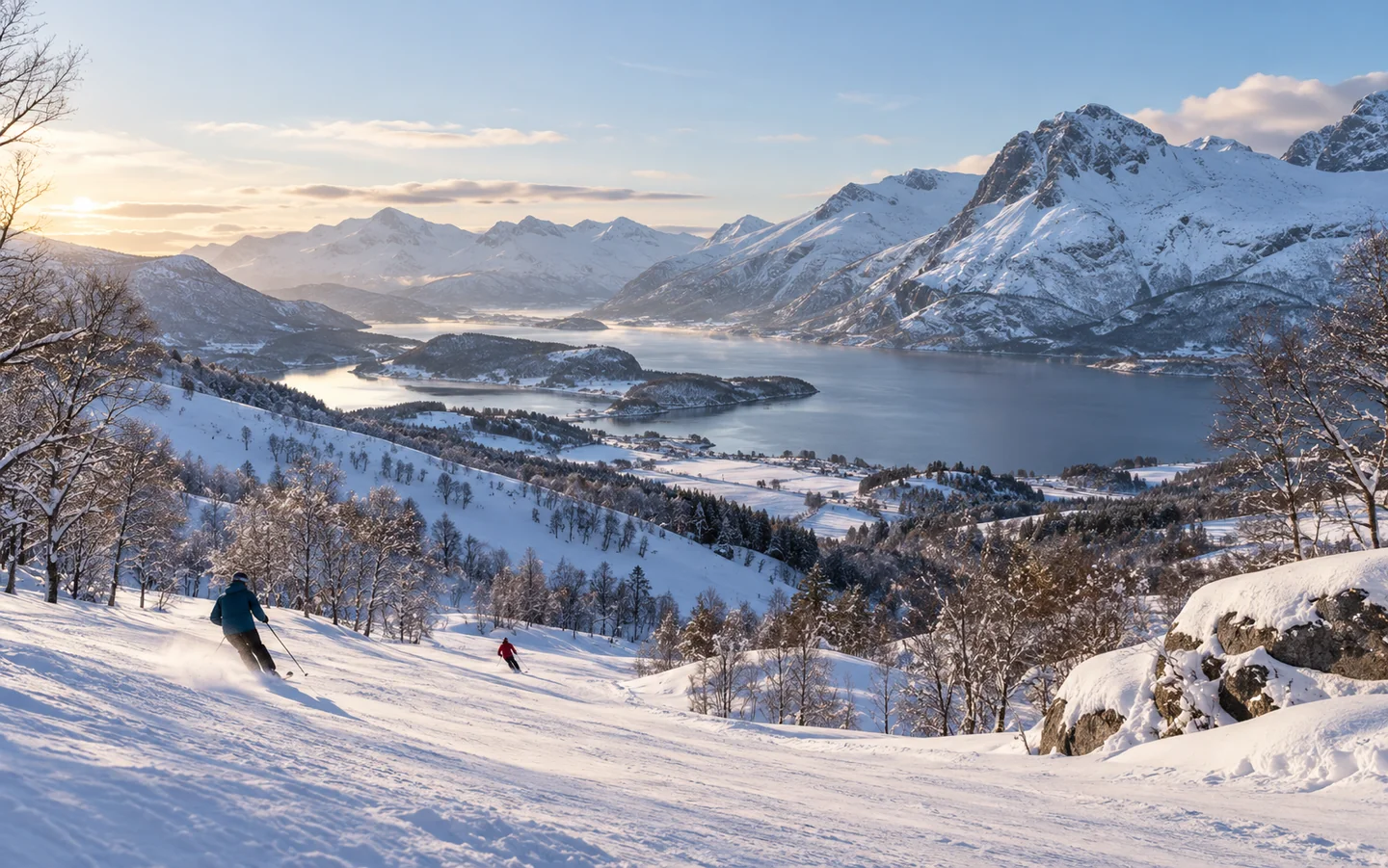Illustrasjon: Skikjøring mellom snødekte fjell og fjord